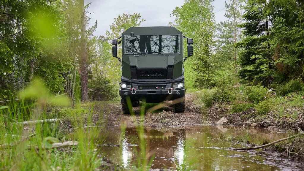 This front design is immediately trustworthy; Scania has introduced a modular military-grade protective cab.