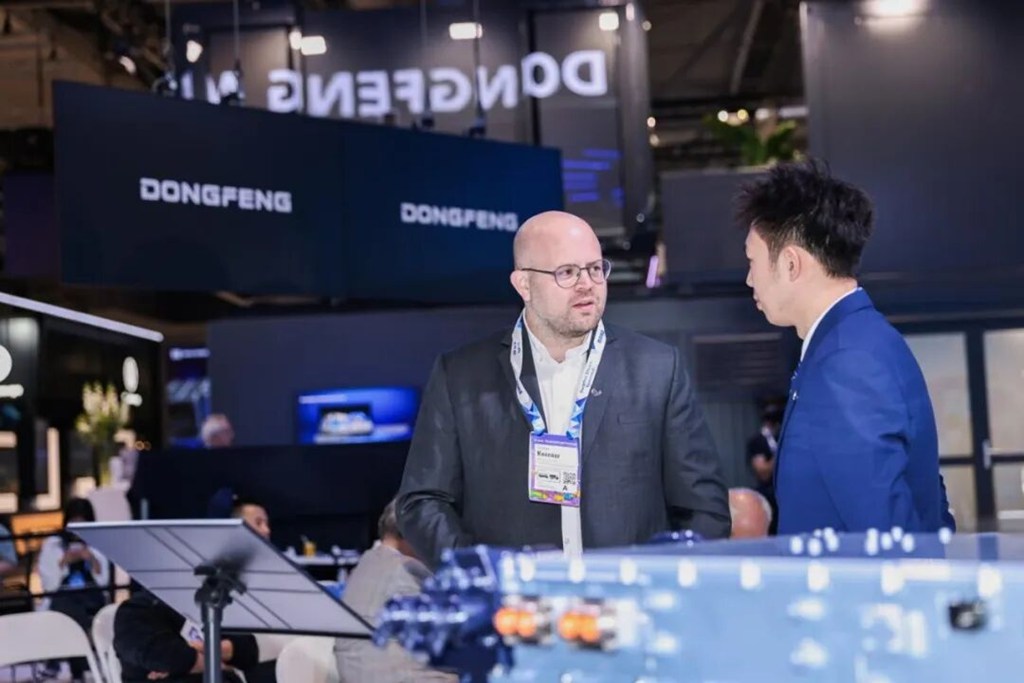À Hanovre, Dongfeng Motor présente ses résultats dans le domaine de l'hydrogène pour véhicules commerciaux en Chine.