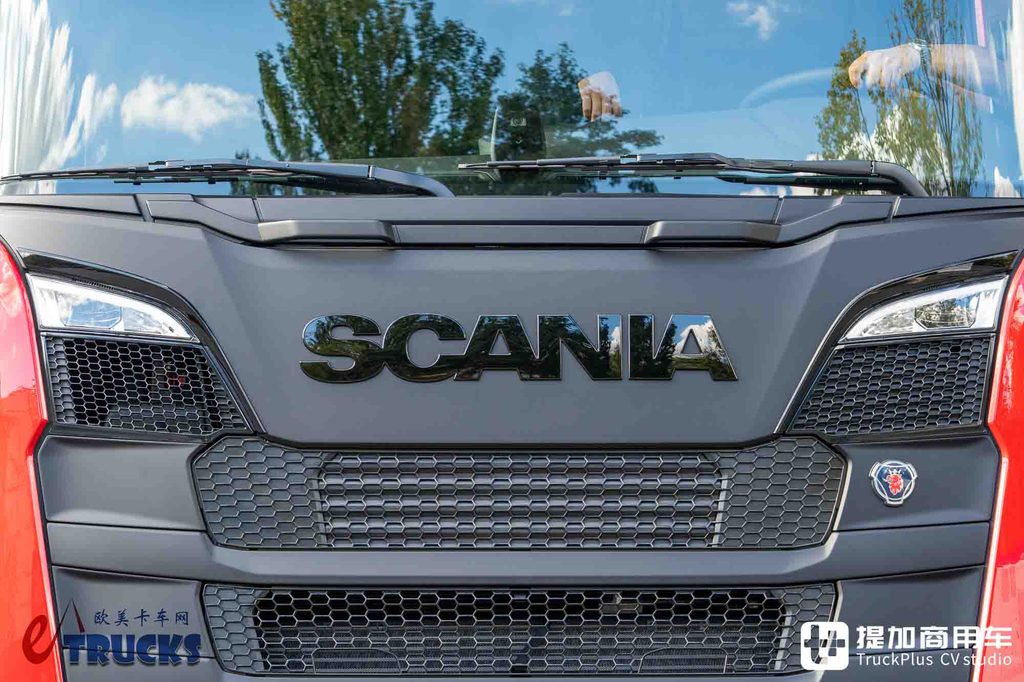 IAA 2026 : cabine allongée de 80 cm et V8 de 770 ch — essai détaillé du tracteur Scania LongLine