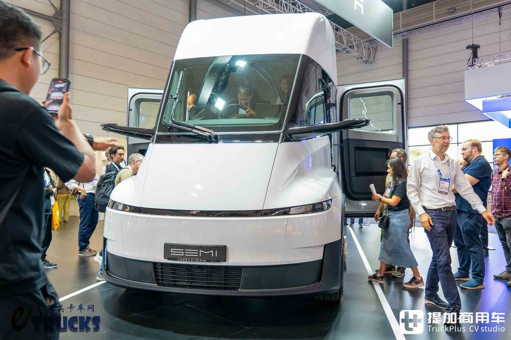 IAA 2026 : le camion électrique le plus avancé au monde ? En réalité plein de compromis — essai détaillé du Tesla Semi