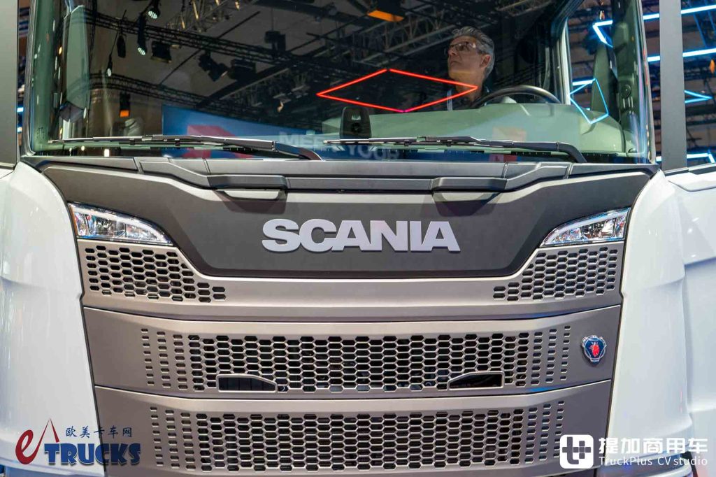 IAA 2026 : nouvelle face avant, poignées affleurantes et rétroviseurs électroniques ? Essai détaillé du nouveau tracteur Scania Dynamic 430 R