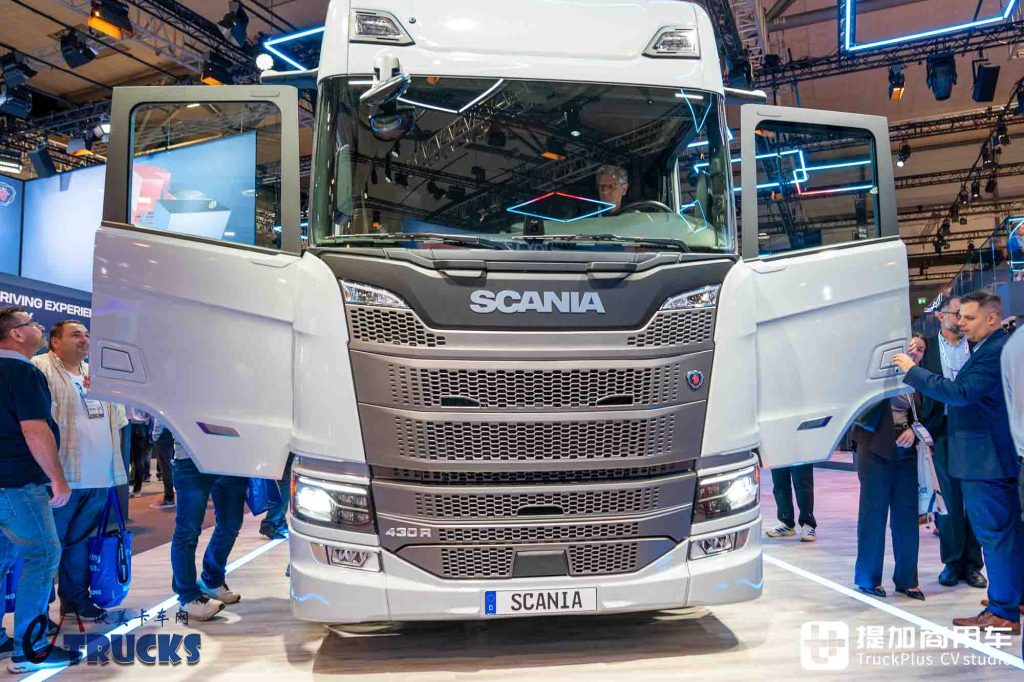 IAA 2026 : nouvelle face avant, poignées affleurantes et rétroviseurs électroniques ? Essai détaillé du nouveau tracteur Scania Dynamic 430 R