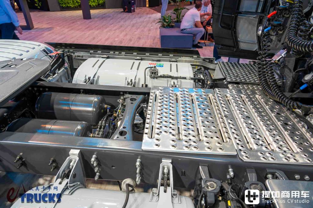 IAA 2026 : nouvelle face avant, poignées affleurantes et rétroviseurs électroniques ? Essai détaillé du nouveau tracteur Scania Dynamic 430 R