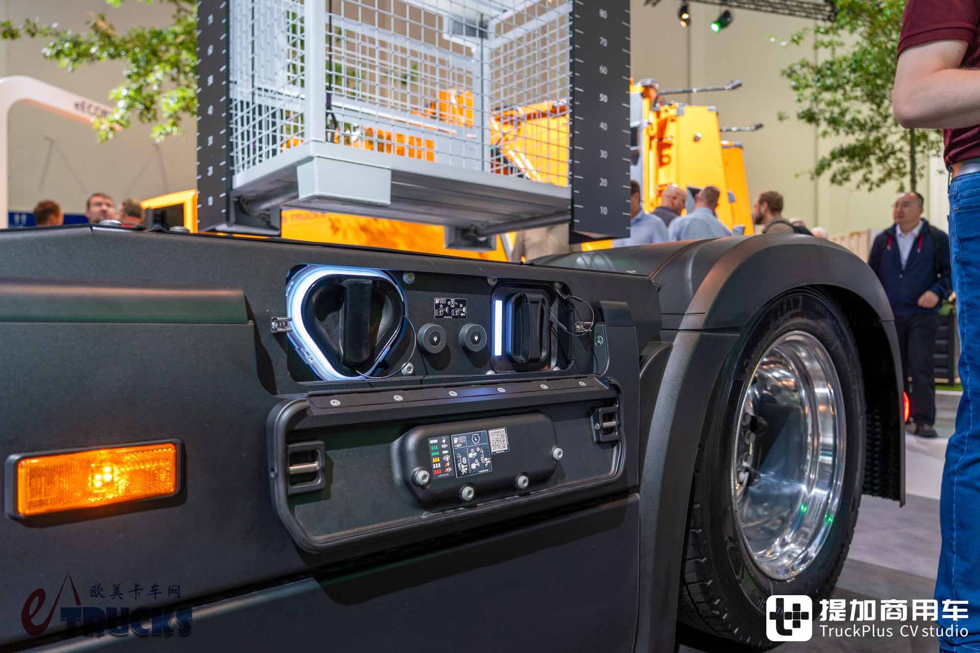 IAA 2026 : un camion électrique longue distance peut-il aussi jouer la selle basse ? Essai détaillé du tracteur Mercedes-Benz eActros Lowliner