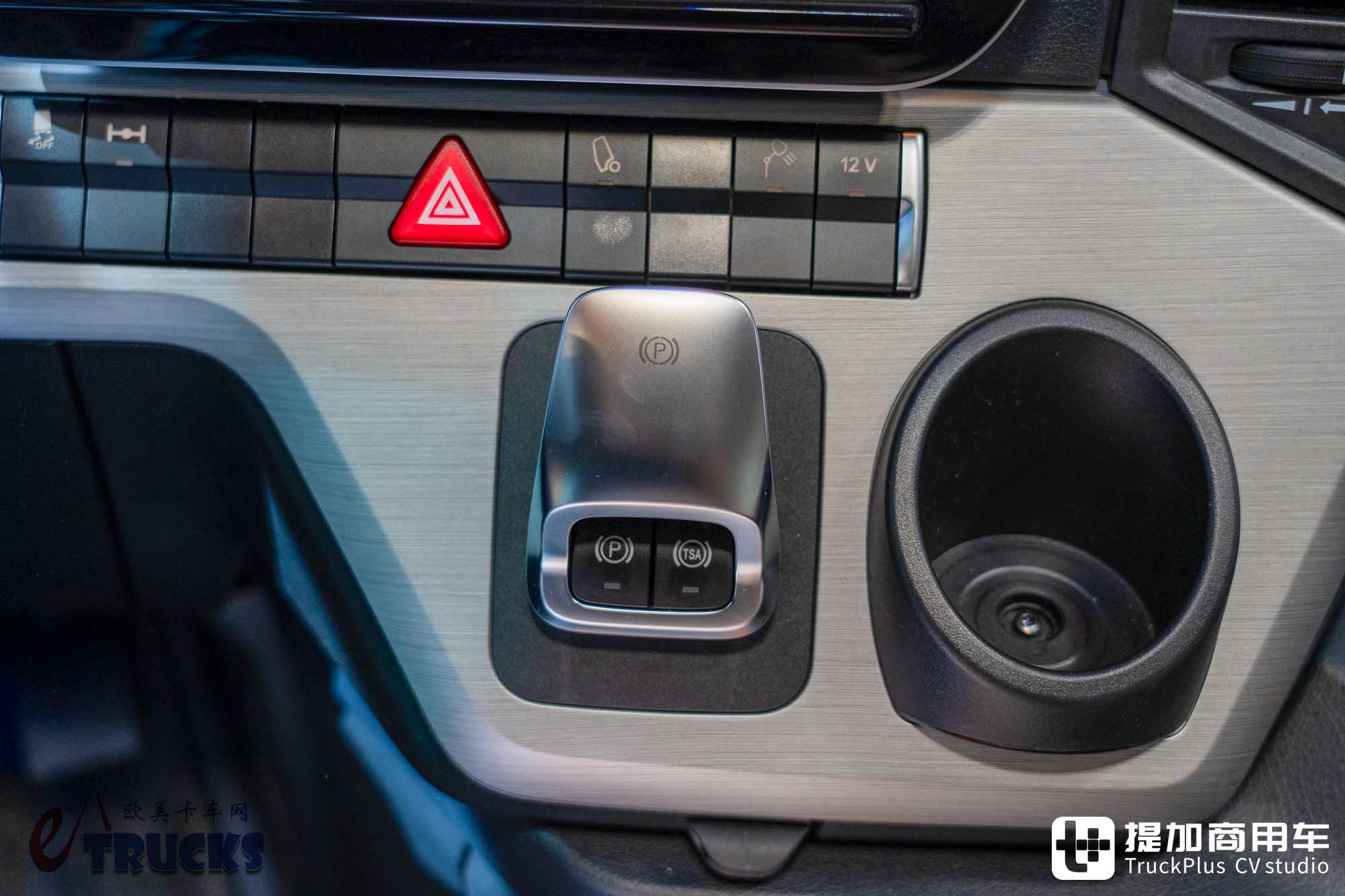 IAA 2026 : un camion électrique longue distance peut-il aussi jouer la selle basse ? Essai détaillé du tracteur Mercedes-Benz eActros Lowliner