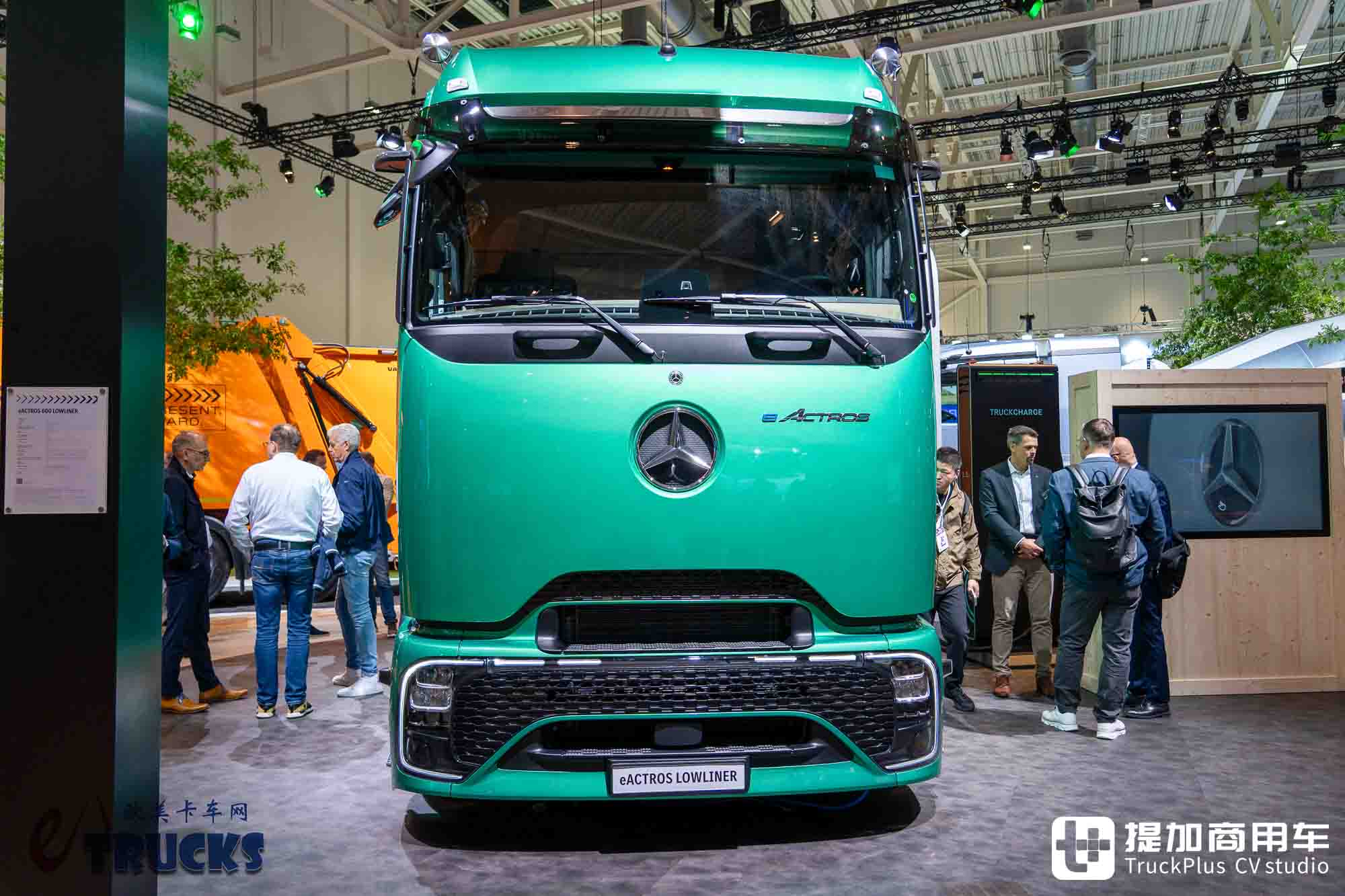 IAA 2026 : un camion électrique longue distance peut-il aussi jouer la selle basse ? Essai détaillé du tracteur Mercedes-Benz eActros Lowliner