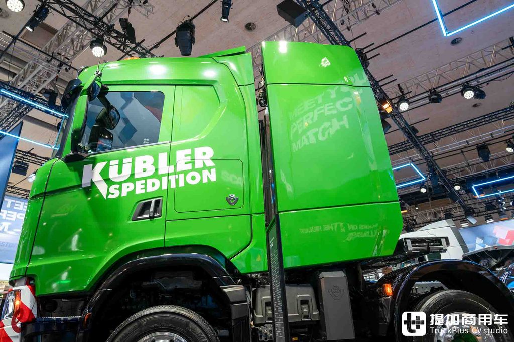 IAA 2026 : le roi des mille tonnes de Scania est arrivé ! Traction 8x6 avec V8 de 770 ch — essai détaillé du tracteur 770 S pour transports exceptionnels