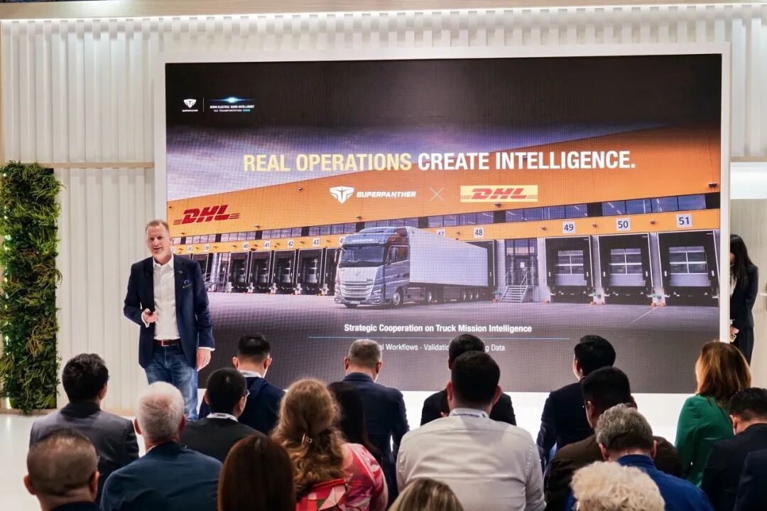 DeepWay dévoile sa stratégie d'IA incarnée pour poids lourds et renforce son partenariat avec DHL