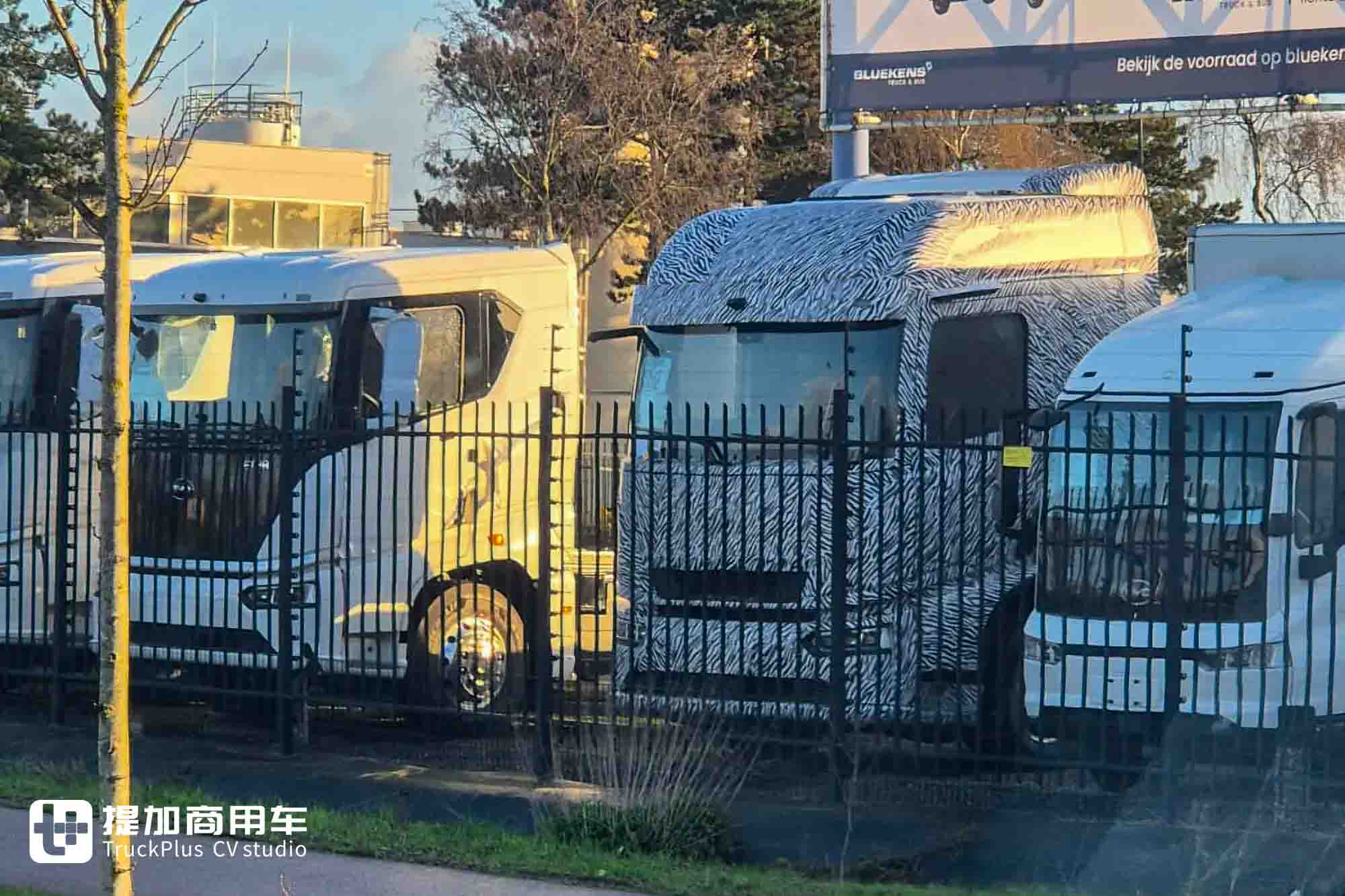 Une plaque 粤B aperçue aux Pays-Bas ? Un camion lourd électrique longue distance BYD surpris en test routier, compte à rebours avant sa première mondiale à l'IAA