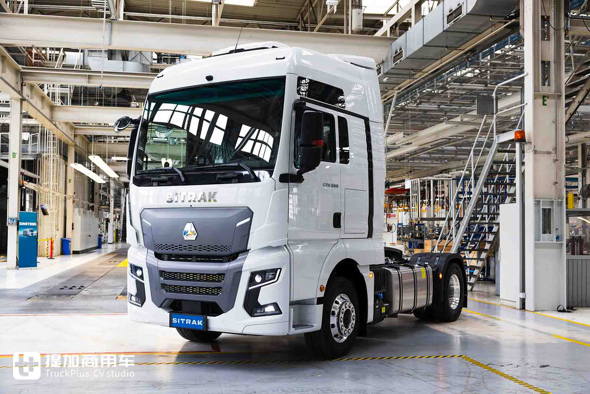 Vétérans comme Sinotruk et FAW Jiefang à l'affût, nouveaux acteurs comme Farizon et BYD en percée : quand le « camion chinois » rencontre le terrain européen, panorama de la force camionnière chinoise au Salon du véhicule utilitaire d'Hanovre 2026 !