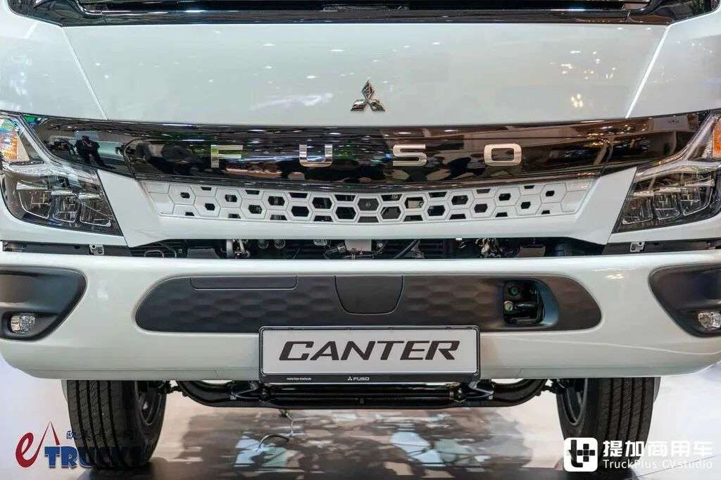 2026 IAA : avec capot plat et suspension entièrement pneumatique, pourquoi ce camion léger japonais est-il si rare en Europe ? Test en images : Mitsubishi Fuso Canter