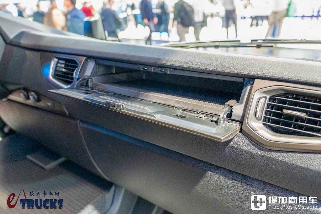 IAA 2026 : le Scania familier avec un « profil bas » différent : essai photo approfondi du 30 L, camion électrique à entrée surbaissée