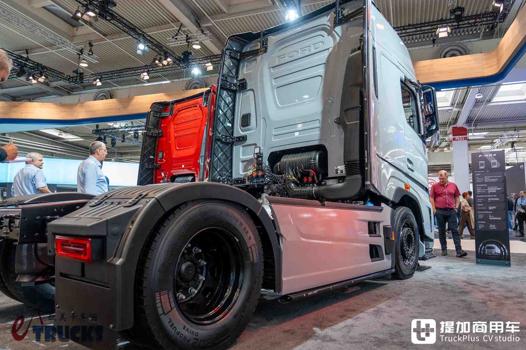 IAA 2026 : le huitième des « Sept Sœurs » du camion européen ! Le camion neuf le moins cher d'Europe ? Essai photo approfondi du Ford F-MAX