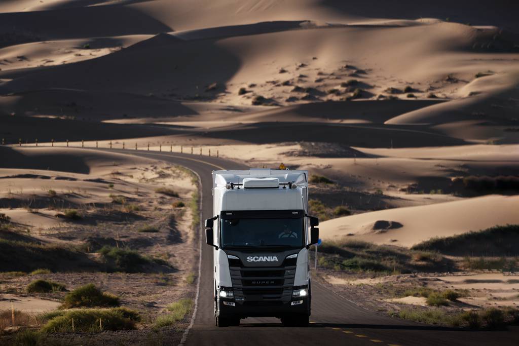 Le tracteur Scania SUPER 6×4 officiellement lancé, élargissant des scénarios de transport diversifiés