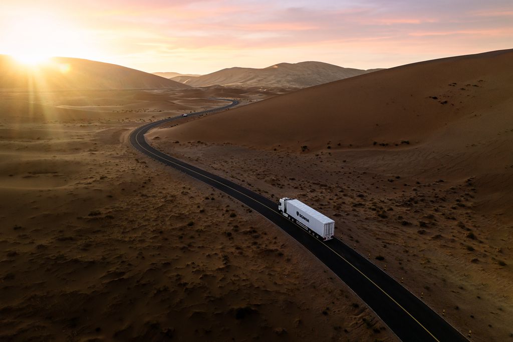 Le tracteur Scania SUPER 6×4 officiellement lancé, élargissant des scénarios de transport diversifiés