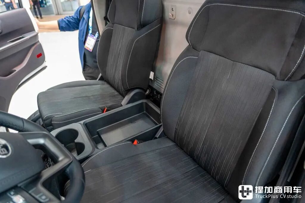 Le camion léger BYD T4 se dirige-t-il vers l'Europe ? Le T35 d'exportation fait ses débuts à Hanovre