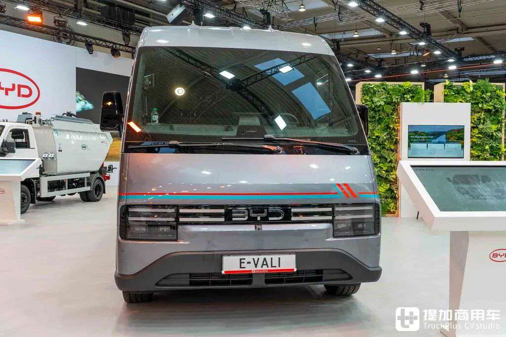 Un fourgon BYD rarement vu sur le marché national ? Option quatre roues motrices et décharge externe — BYD E-Vali à l&rsquo;essai en profondeur