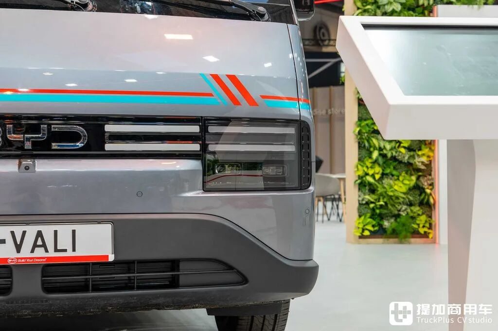 Un fourgon BYD rarement vu sur le marché national ? Option quatre roues motrices et décharge externe — BYD E-Vali à l&rsquo;essai en profondeur