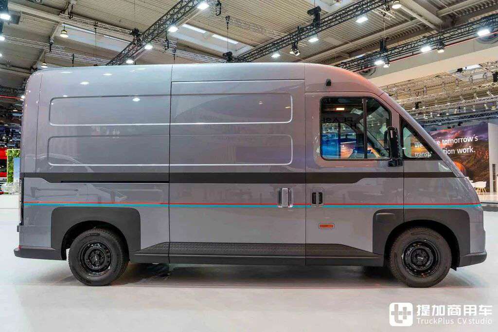Un fourgon BYD rarement vu sur le marché national ? Option quatre roues motrices et décharge externe — BYD E-Vali à l'essai en profondeur